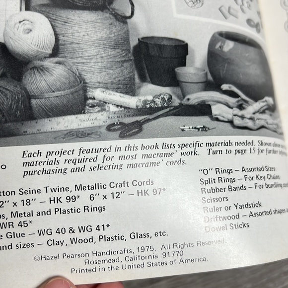 Vintage Macrame Instructional Magazines 1970s Lot - Picture 6 of 6
